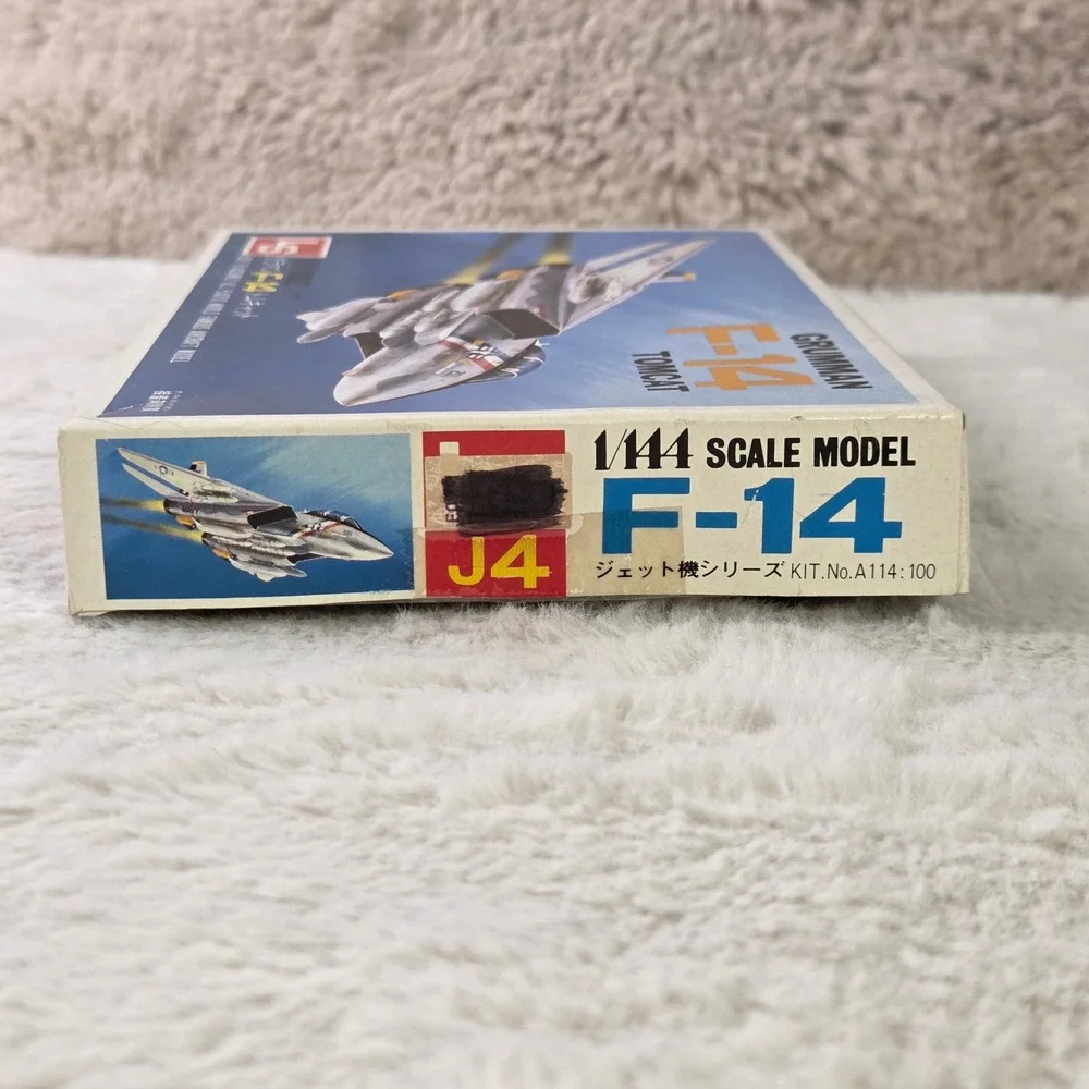 LS 1:144 Scale Grumman F14 Tomcat Plastic Model Kit Jet Series Made in‎ Japan